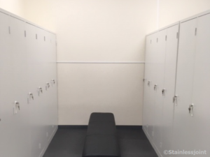 更衣室を改装しました